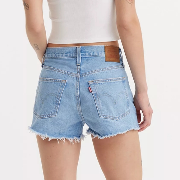 LEVI'S 501 Original Fit High Rise Shorts Size 26 - Luxor Heat Light Wash - Picture 2 of 11